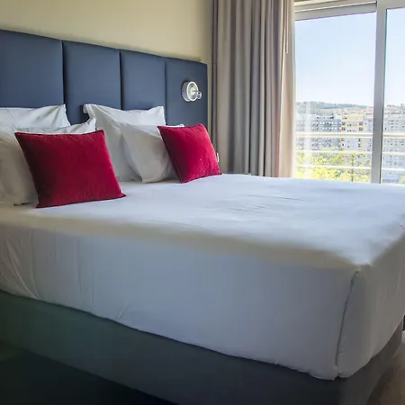 Melia Hotel 4*
