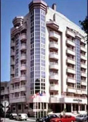 Melia Hotell 4*